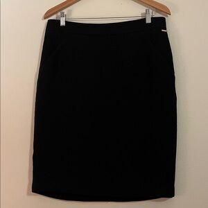 Classic Black Pencil Skirt with pockets